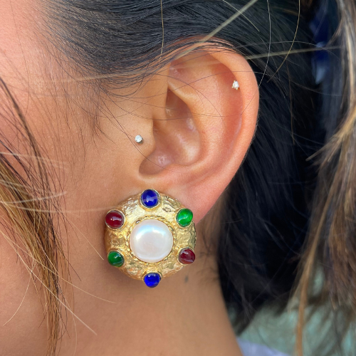 Antique Hammered Gold Tone Clip-On Earrings