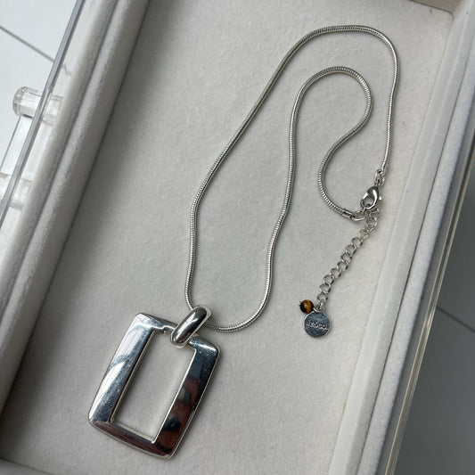 Vintage Liz Claiborne Silver Tone Necklace